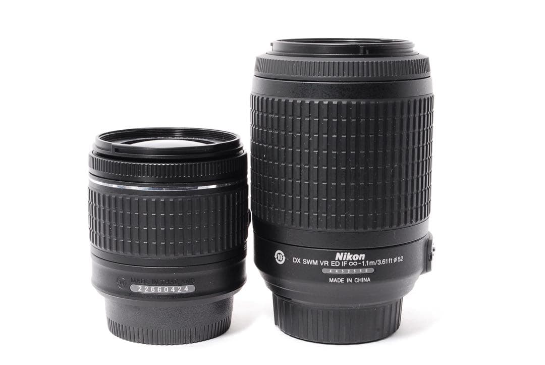 Nikon D5600◆◆ショット数少なめ◆WiFiで転送◆AF-P＆望遠レンズ