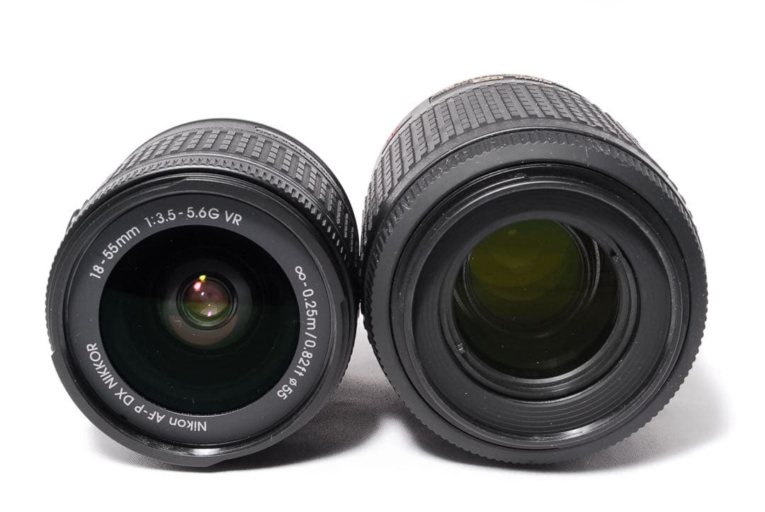 Nikon D5600◆◆ショット数少なめ◆WiFiで転送◆AF-P＆望遠レンズ