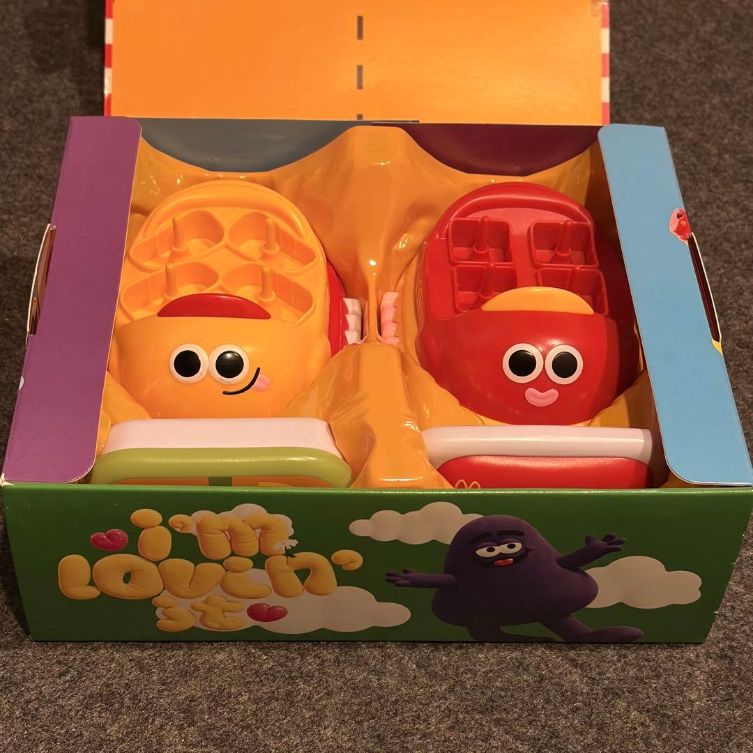 マクドナルド ハッピーセット 中国限定 ミニカー Eva Cremers
