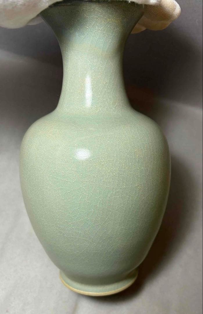 中国 広口細首胴が膨らんだ形の瓶　u6260304