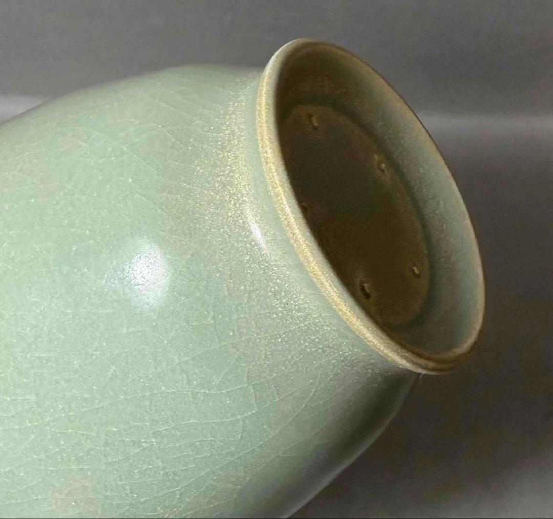 中国 広口細首胴が膨らんだ形の瓶　u6260304