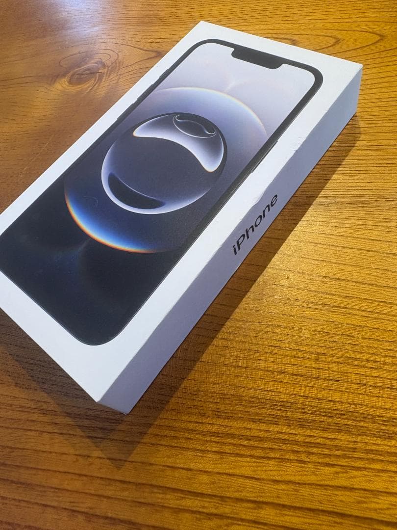 新品 iPhone 16 ブラックMD1Q4J/A128GB本体