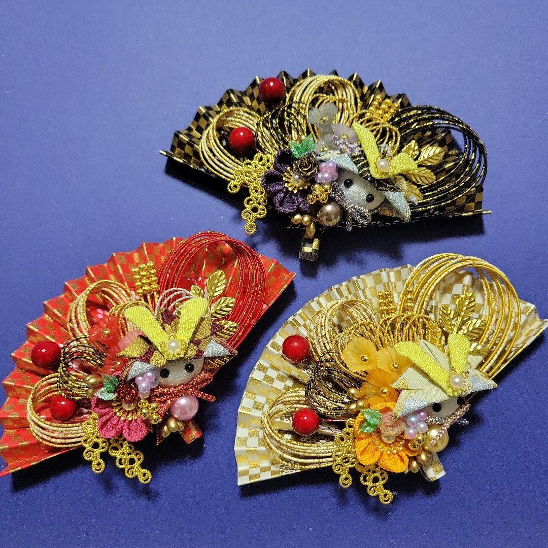 シロ《水引素材》友禅和紙使用扇子
