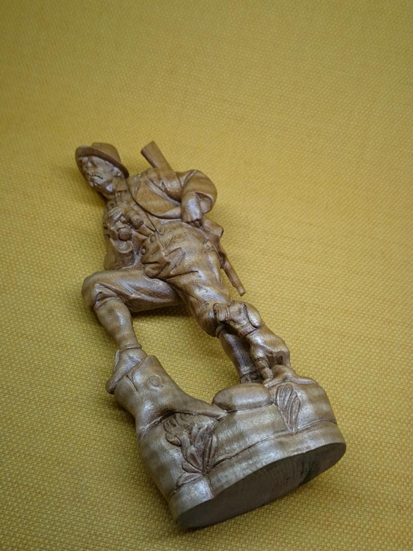 【美品】人形　木彫　ヨーロッパ　置物　インテリア　工芸品　美術品　A1451