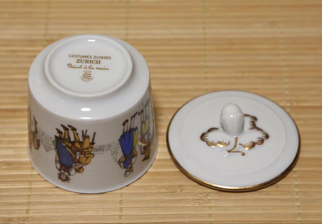 Langenthal・スイス・ランゲンタール・蓋付・磁器・食器・4個セット