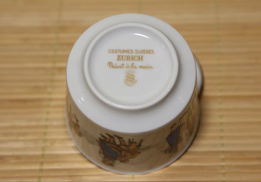 Langenthal・スイス・ランゲンタール・蓋付・磁器・食器・4個セット