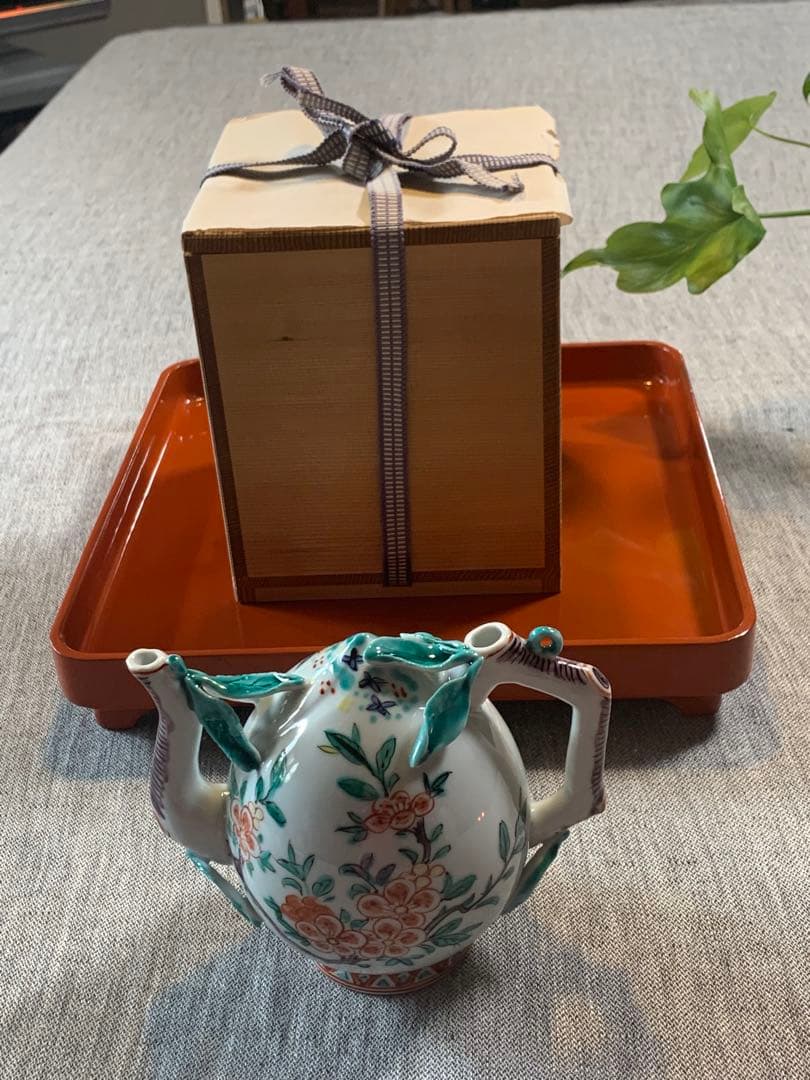 色絵 桃形 水注　煎茶　文人趣味　春の楽しみ