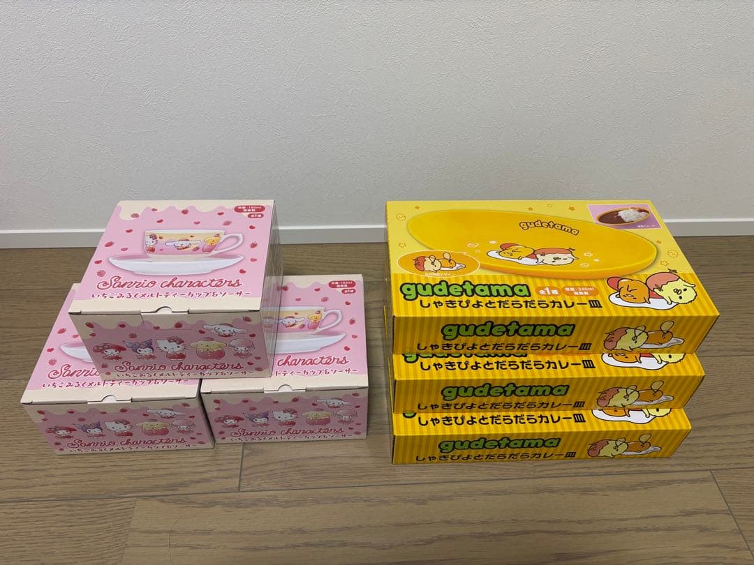 ぐでたましゃきぴよとだらだらカレー皿 ➕ いちごみるくメルトティーカップソーサー