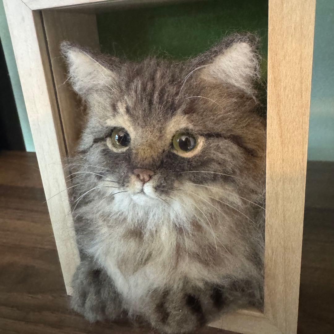 羊毛フェルト猫 キジ猫(ロングコート)BOXフレーム