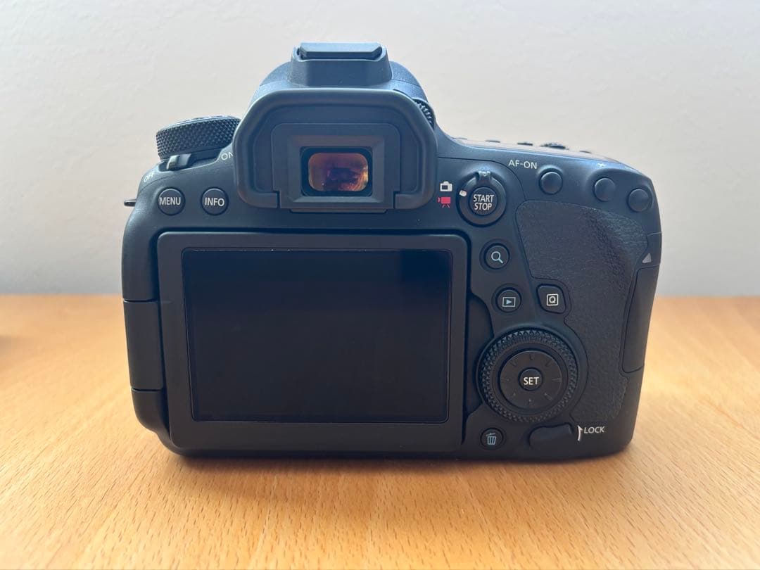 Canon EOS6D mark2 フルサイズ1眼レフ