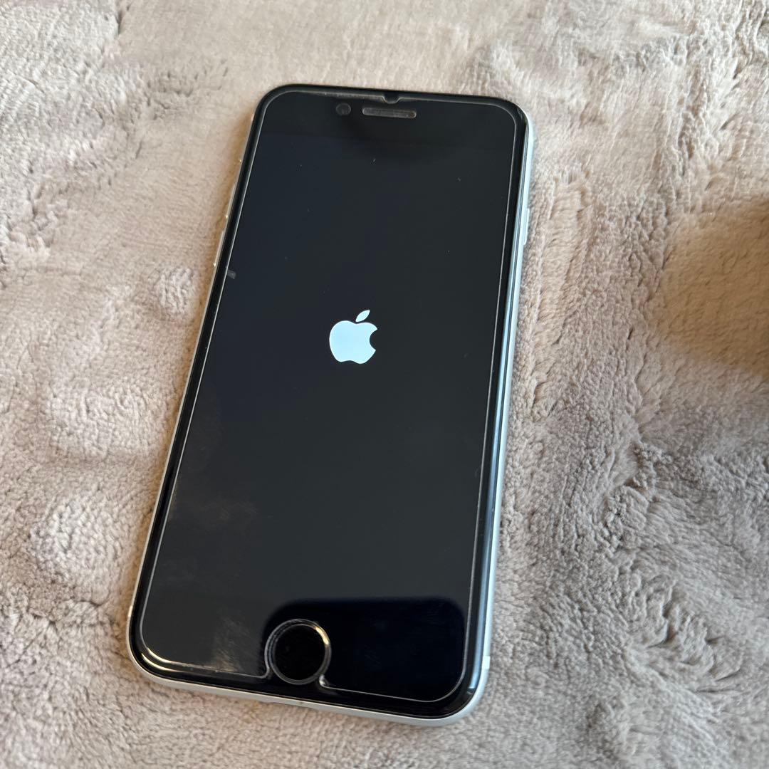 Apple iPhone SE (第2世代) 128GB ホワイト