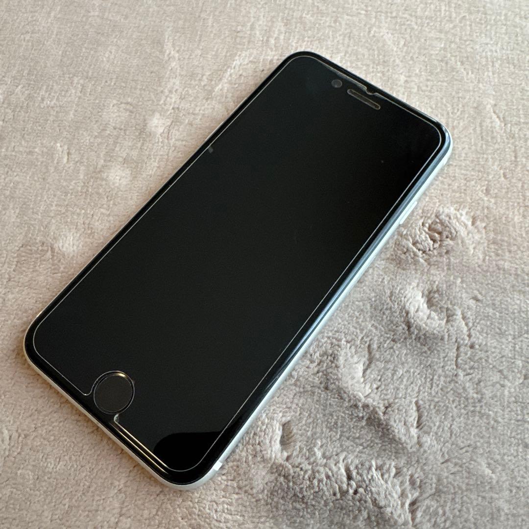Apple iPhone SE (第2世代) 128GB ホワイト