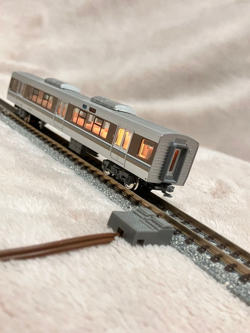 KATO 新快速　223系2000番台8両セット　室内灯付き　動作良好