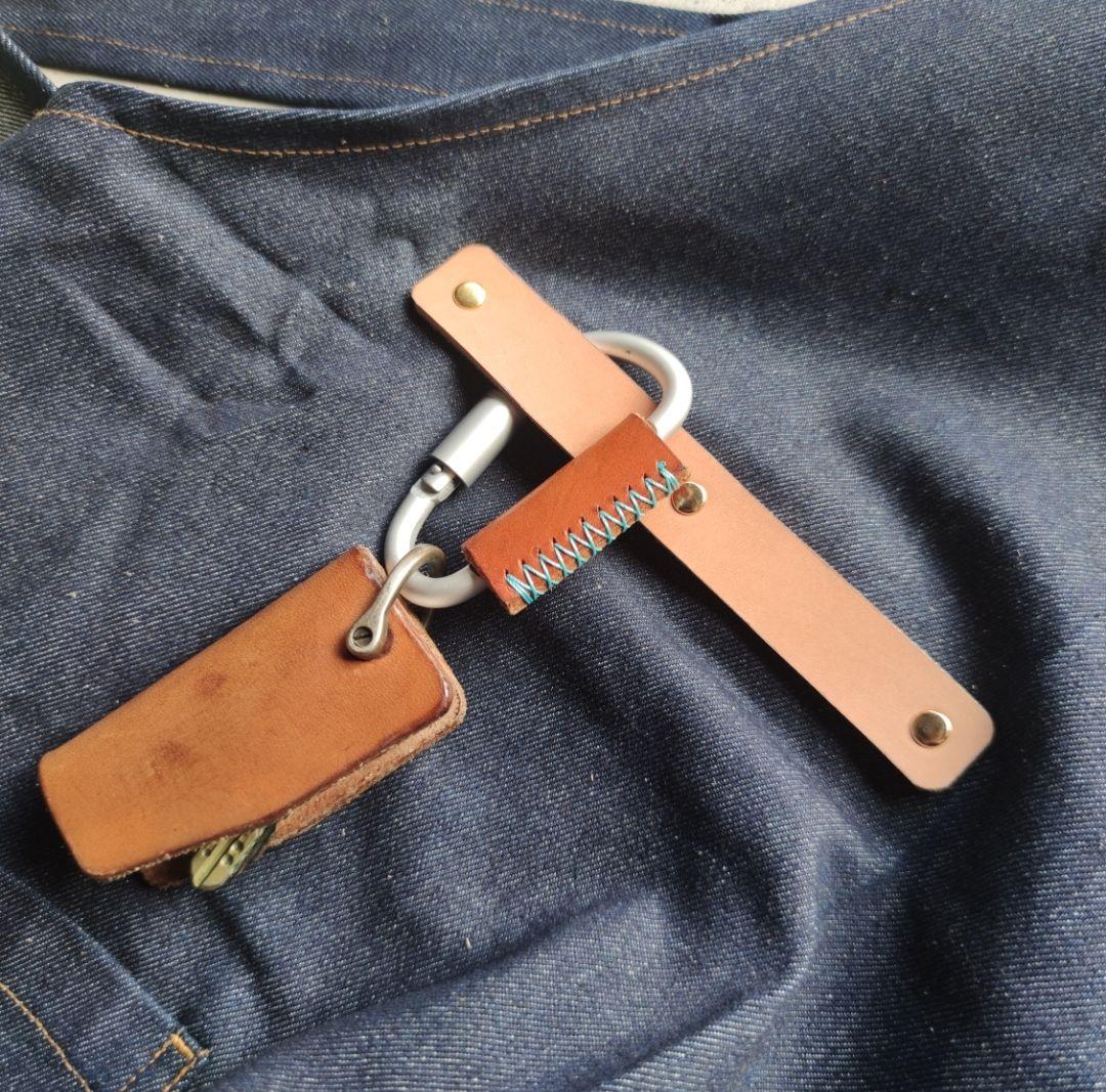 本革レザーとデニムのこだわりワークエプロン 栃木レザーとデニムで経年変化を楽しむ