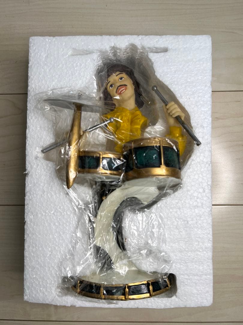 値下げしました‼️ビートルズ風Beatlesフィギュア人形置物スタチュー箱付き