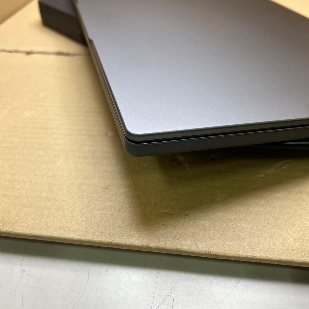 Lenovo IdeaPad Slim 3 15.3インチ　16 GB