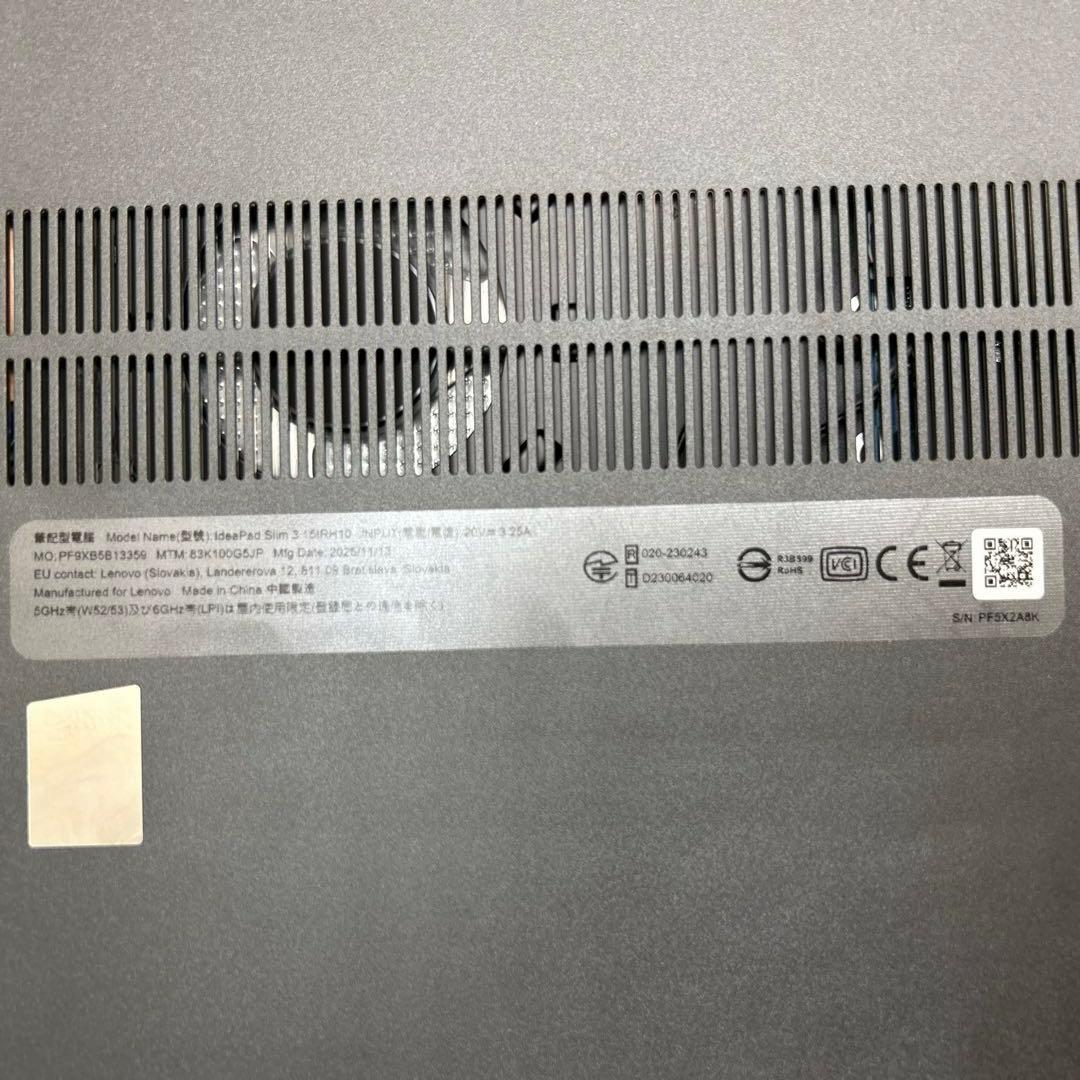 Lenovo IdeaPad Slim 3 15.3インチ　16 GB