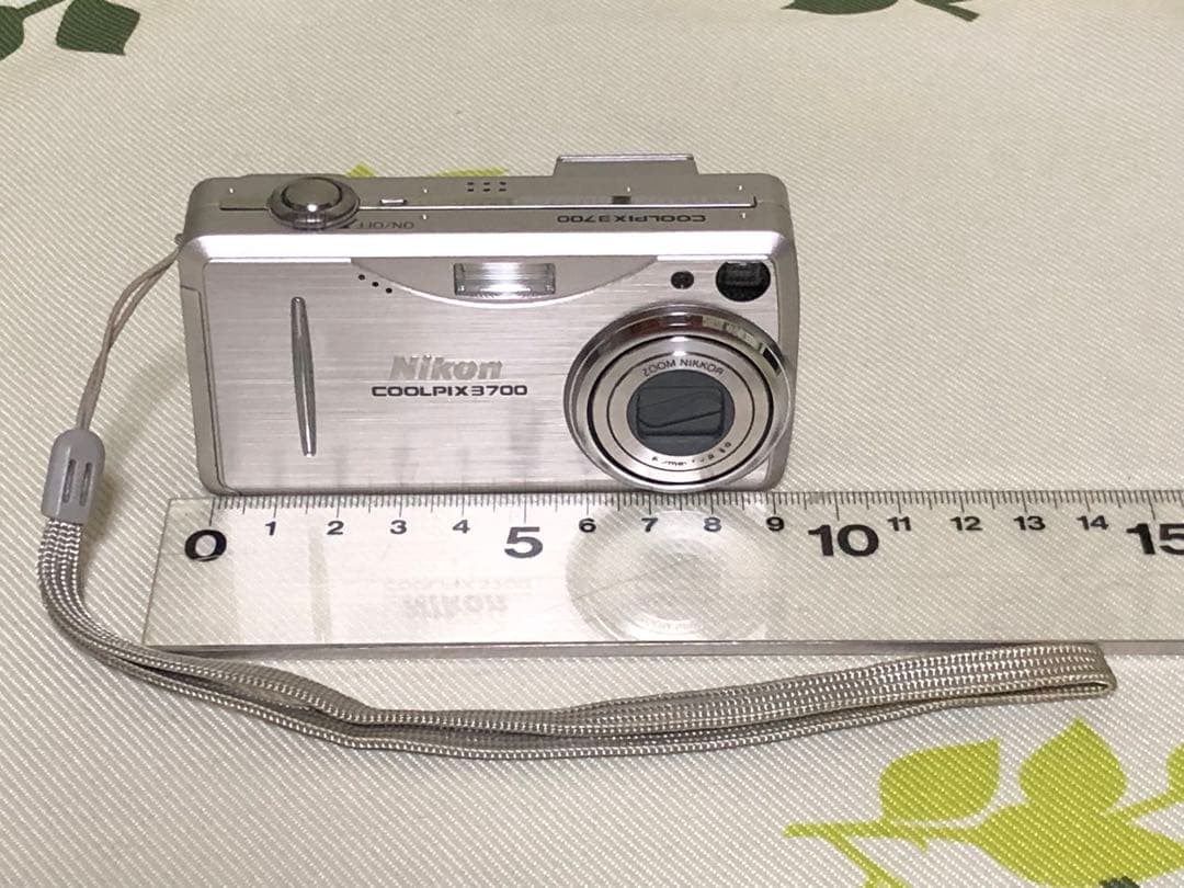 メ(^ ^)P【Nikon 】coolpix3700 起動確認済み
