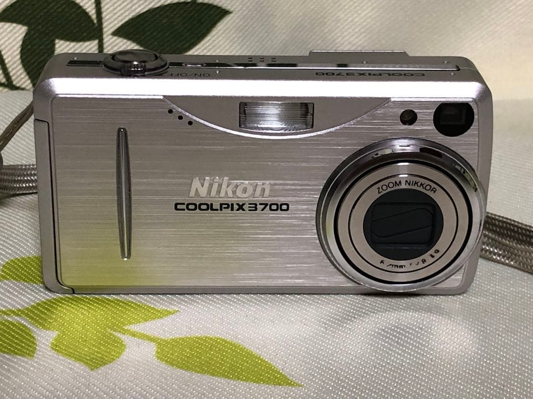 メ(^ ^)P【Nikon 】coolpix3700 起動確認済み