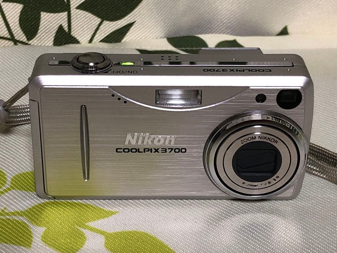 メ(^ ^)P【Nikon 】coolpix3700 起動確認済み