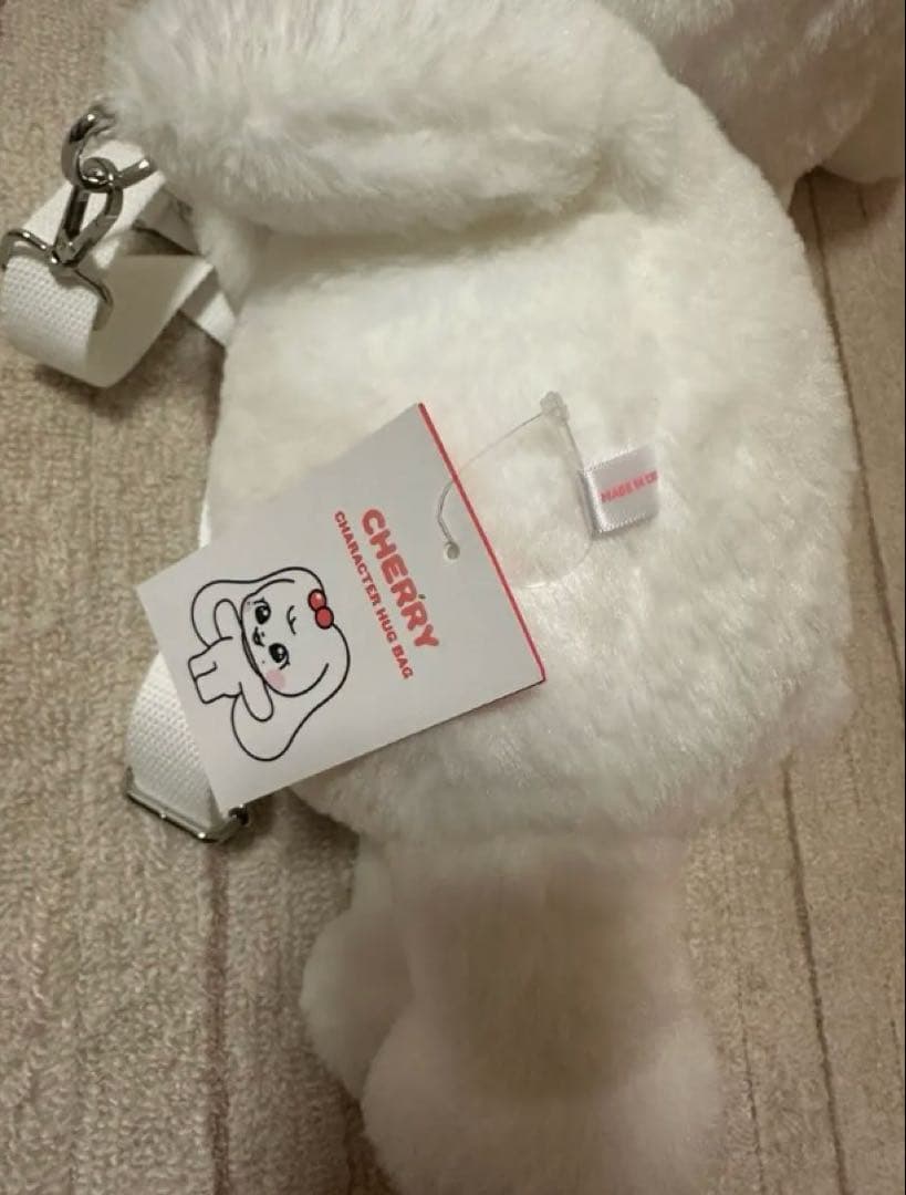 IVE MINIVE ハグバッグ チェリー CHERRY ウォニョン