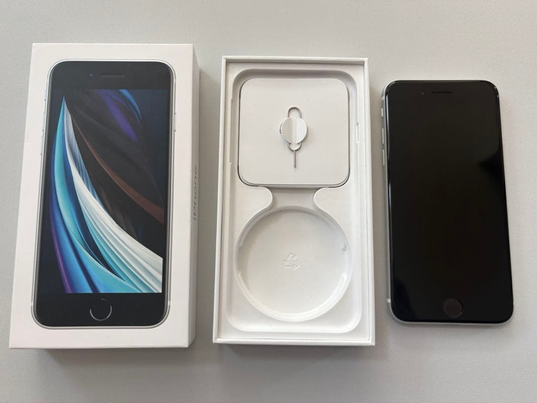 【即日発送◎】iPhoneSE 第2世代 64GB ホワイト SIMフリー