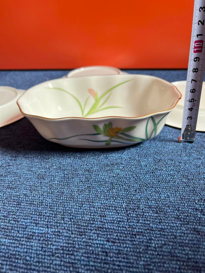 1379 香蘭社　金彩　皿5客　鉢1 客　未使用