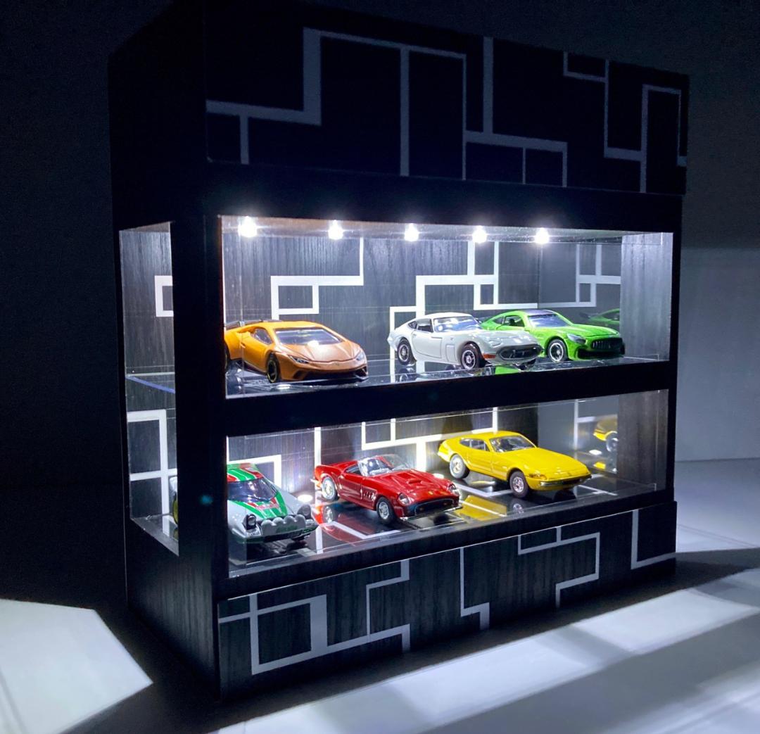 1/64展示10台可能・幾何学底目地・2層式ディスプレーBOX / ネオジオラマ