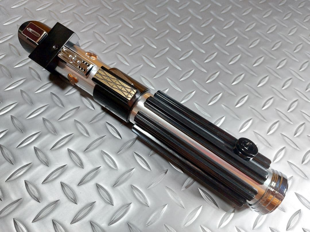 カスタムライトセーバー【DarthVaderEP3Variant】XENO3新品