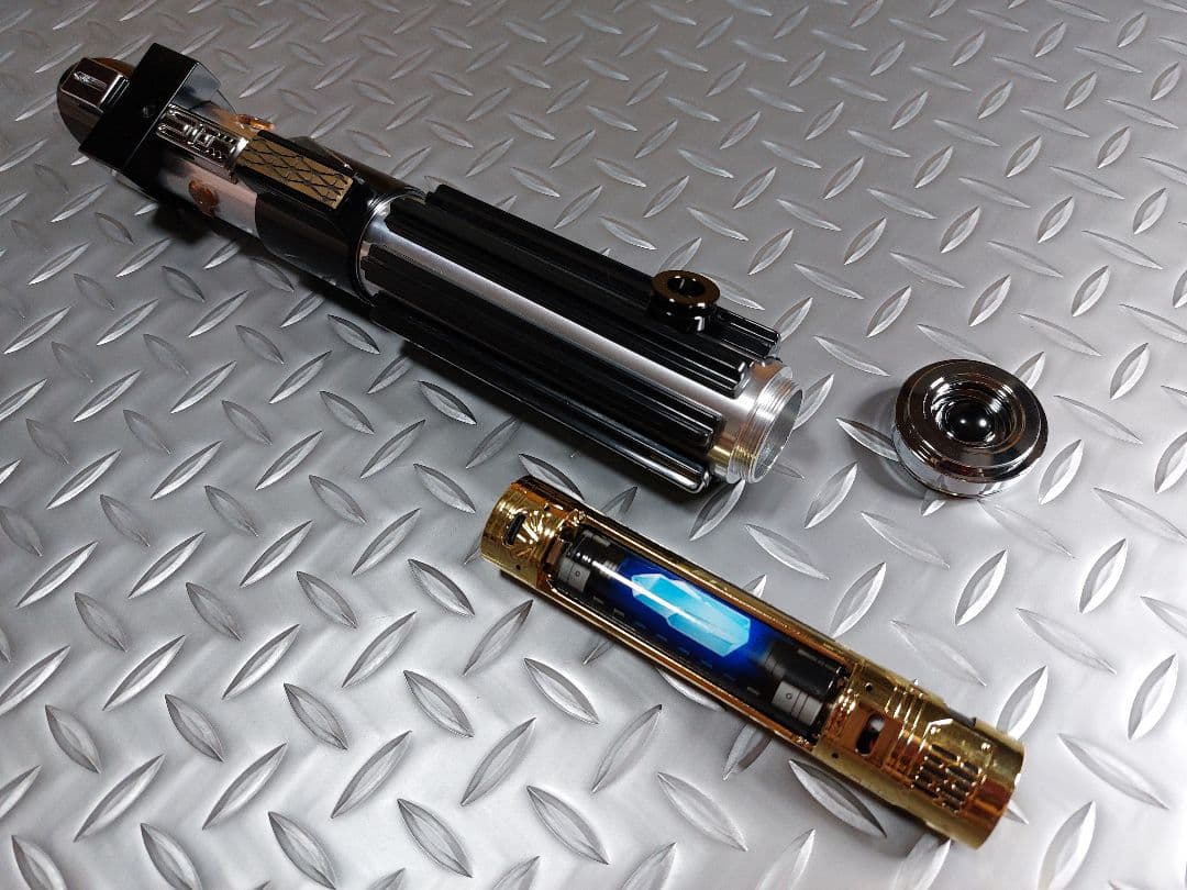 カスタムライトセーバー【DarthVaderEP3Variant】XENO3新品