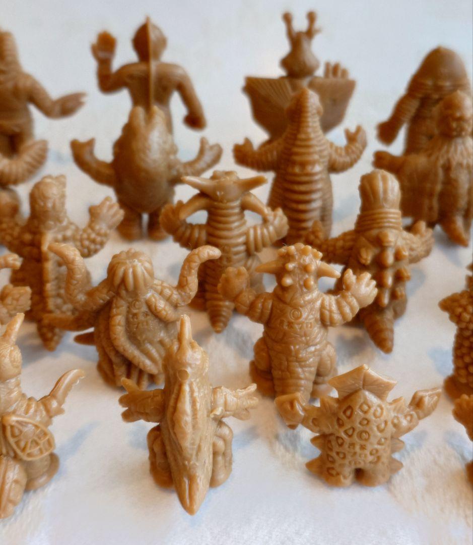 ウルトラマン　怪獣　消しゴム　アンティッQ　美品