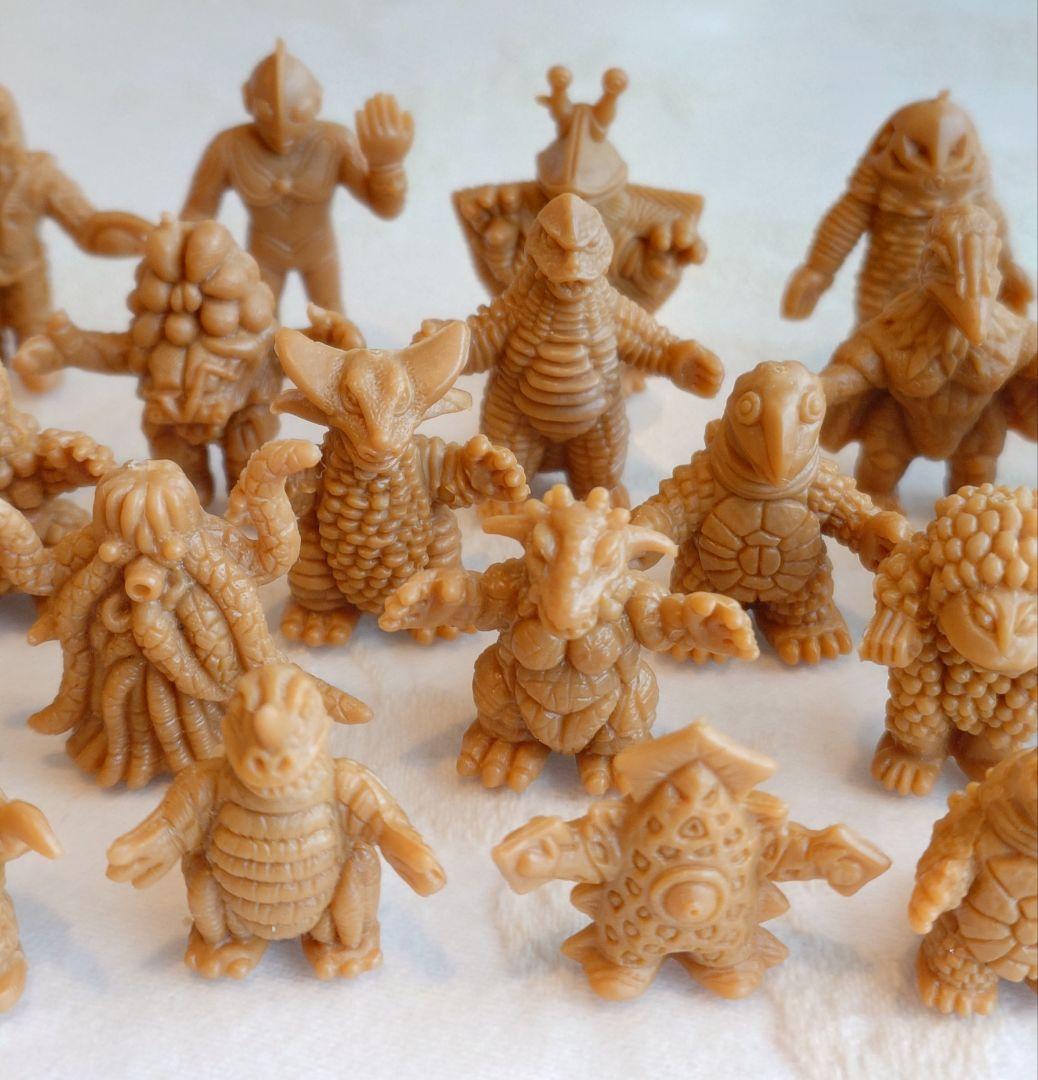 ウルトラマン　怪獣　消しゴム　アンティッQ　美品