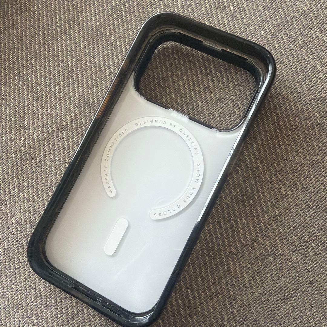 casetify iPhone17pro ドット柄
