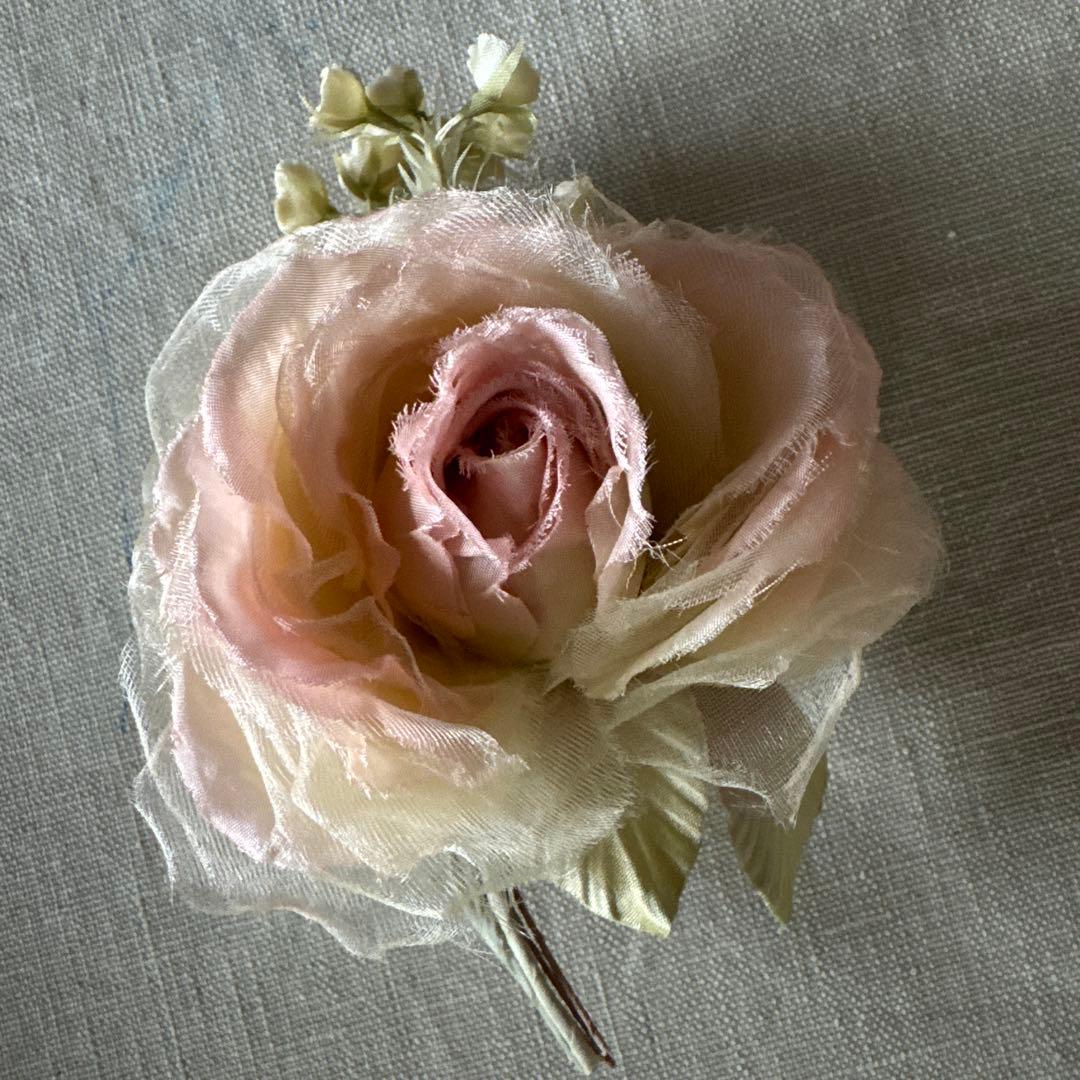 山上るい　布花　ばら　薔薇　白、ピンク手作り　可憐　美しい　未使用