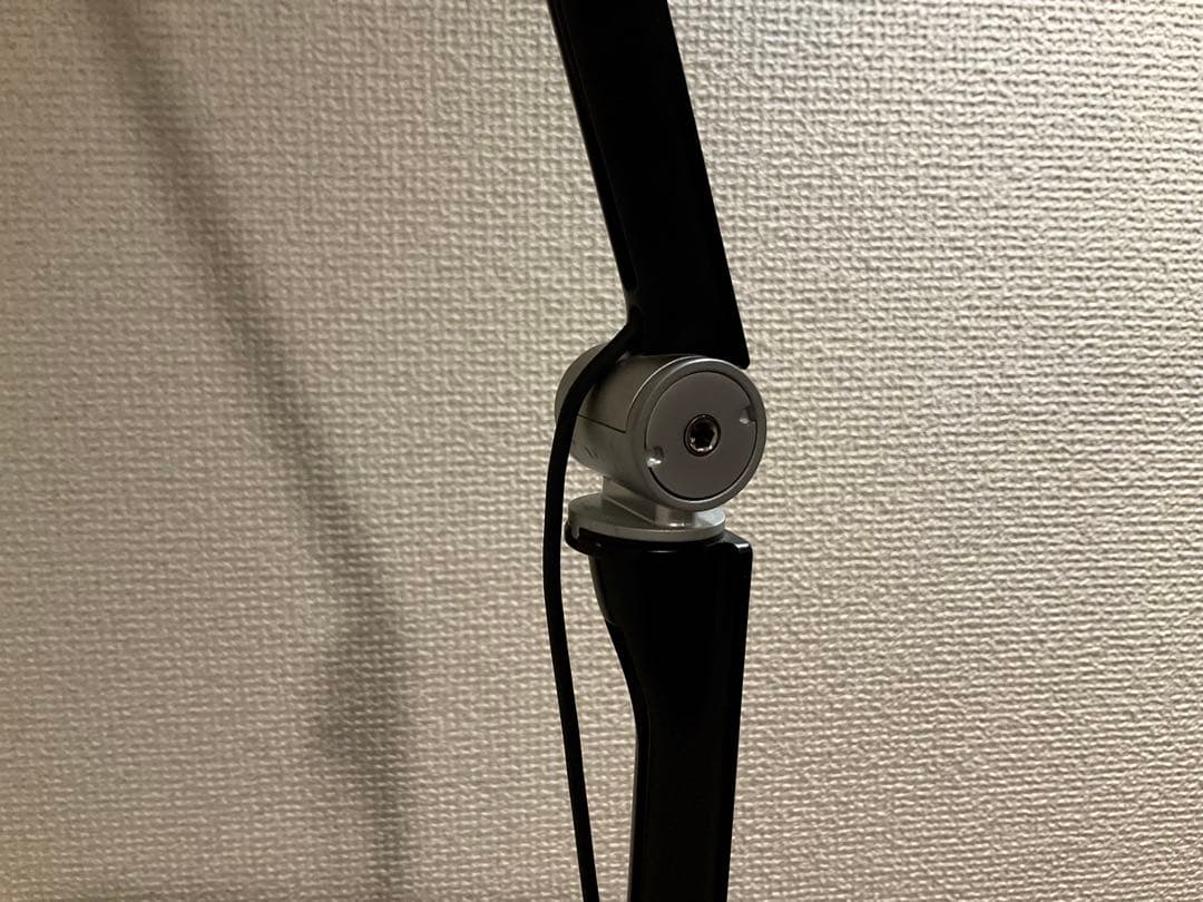 美品 ルイスポールセン Louis Poulsen NJPフロアランプ ブラック