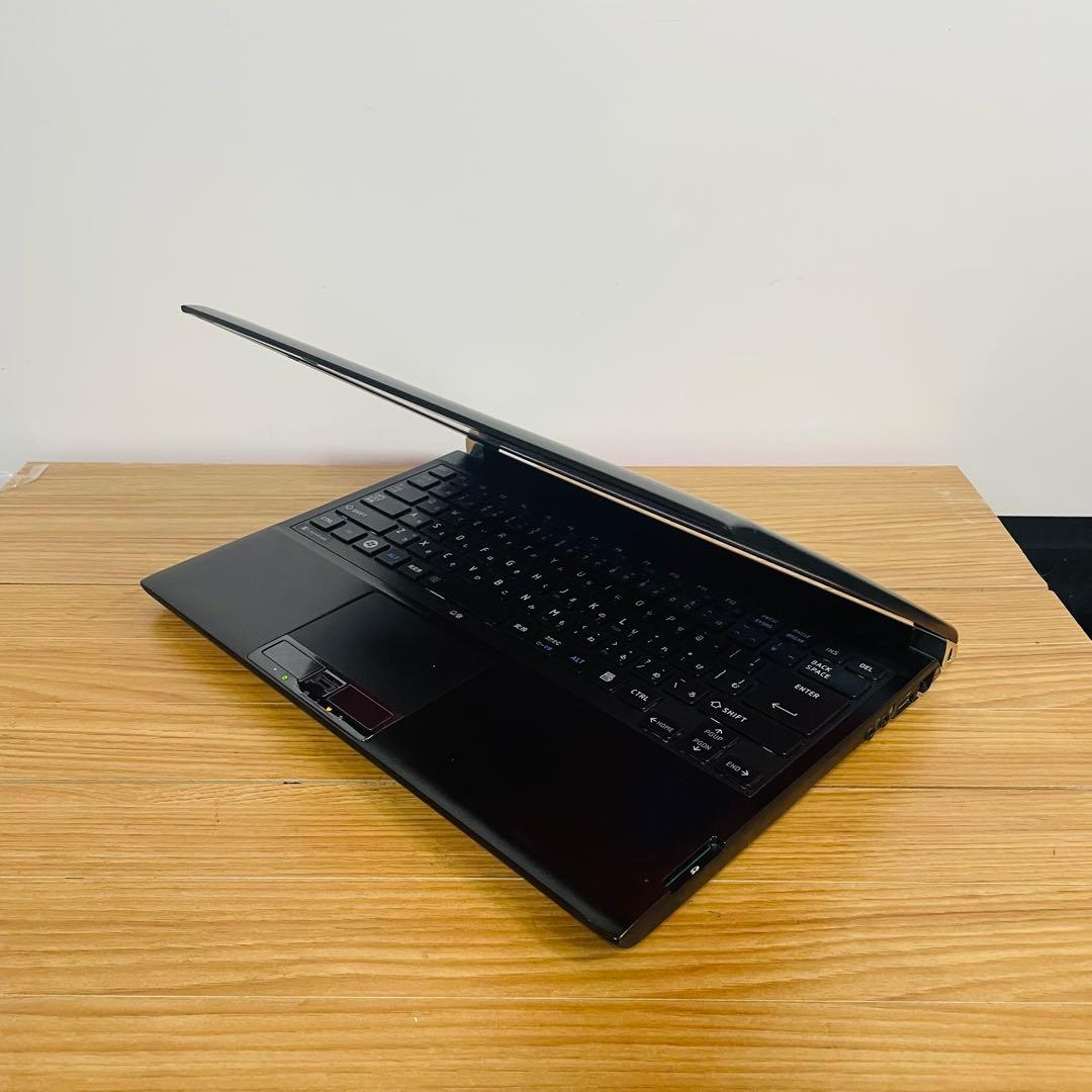 爆安軽量モバイル東芝ノートパソコンSSDメモリ6ギガwin11 オフィス