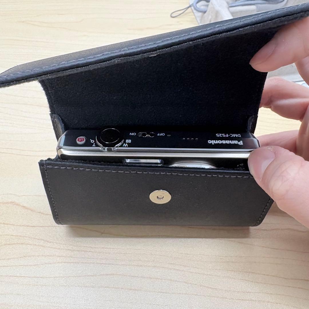 Panasonic LUMIX FS25 12MP 本体