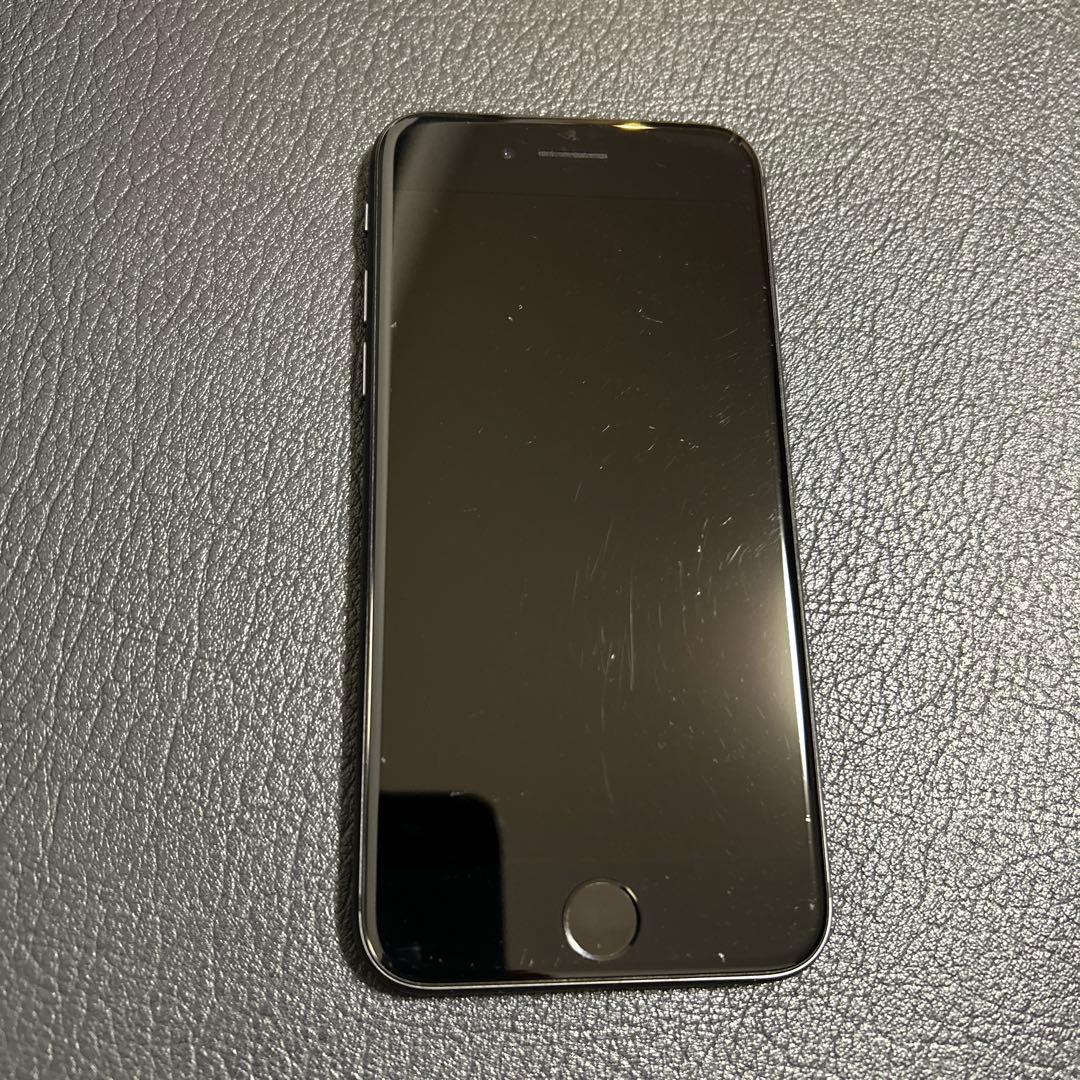 美品iPhone 8 本体 64GB バッテリー100%