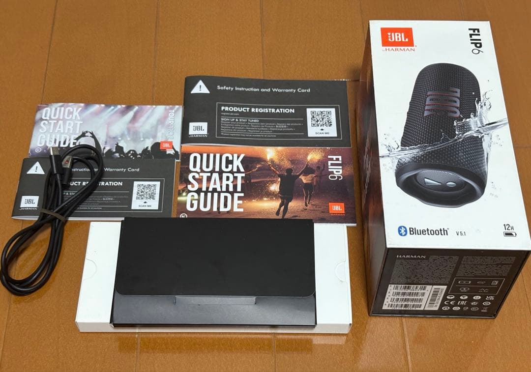 ささかまちゃん　JBL FLIP6 黒　ワイヤレススピーカー