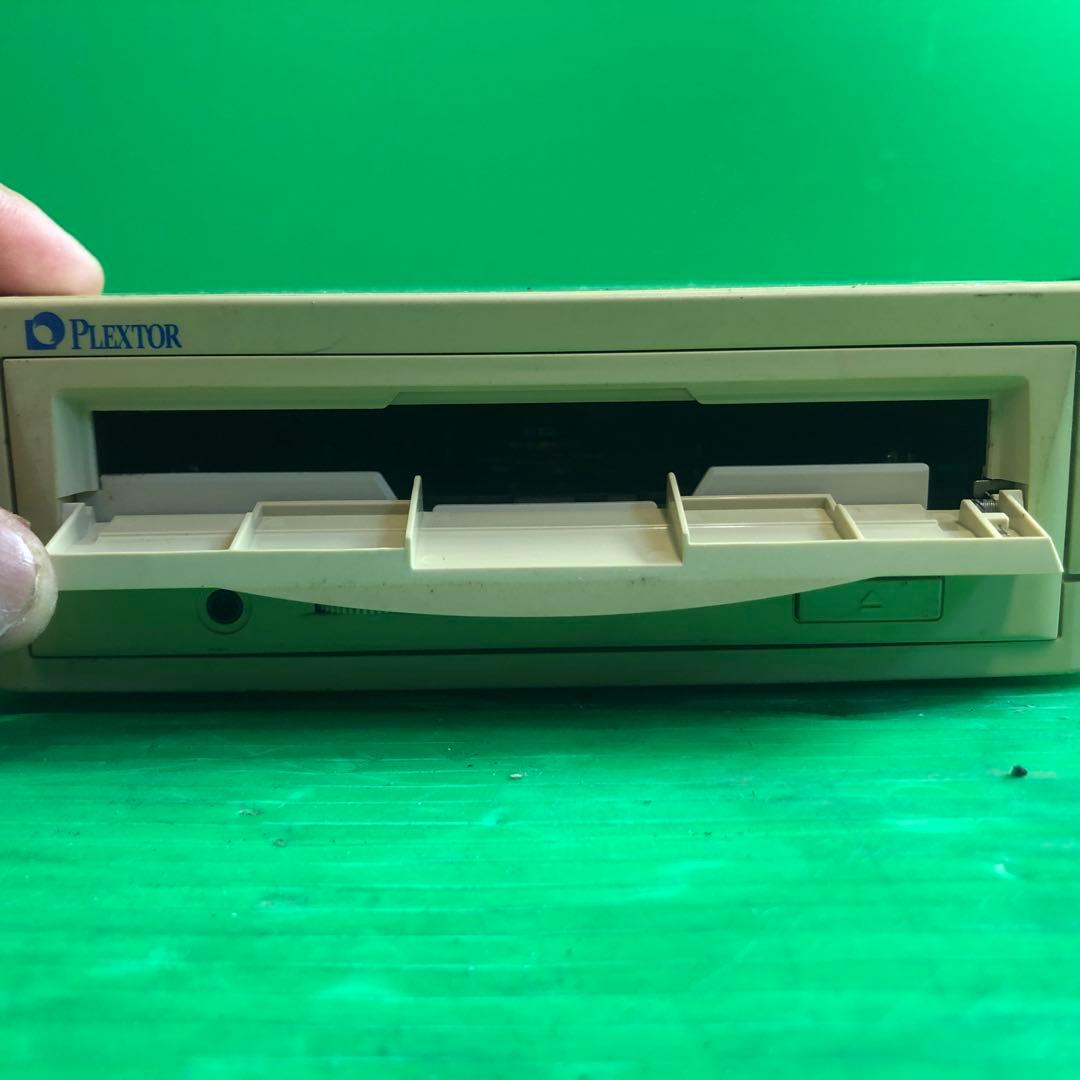 Plextor 4Plex CD-Rドライブ PX-45CH 通電確認のみ