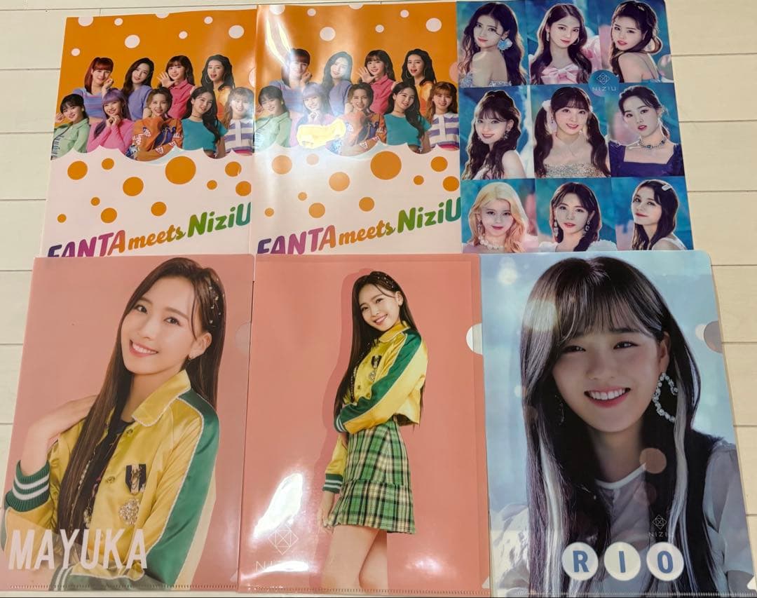 NiziUまとめ売り