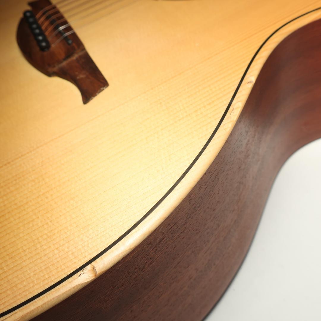 LAG Guitars Tramontane T70A ギター 純正ケース付