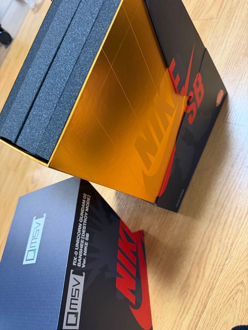 Bandai Gundam Nike Unicorn ガンダム qmsv セット