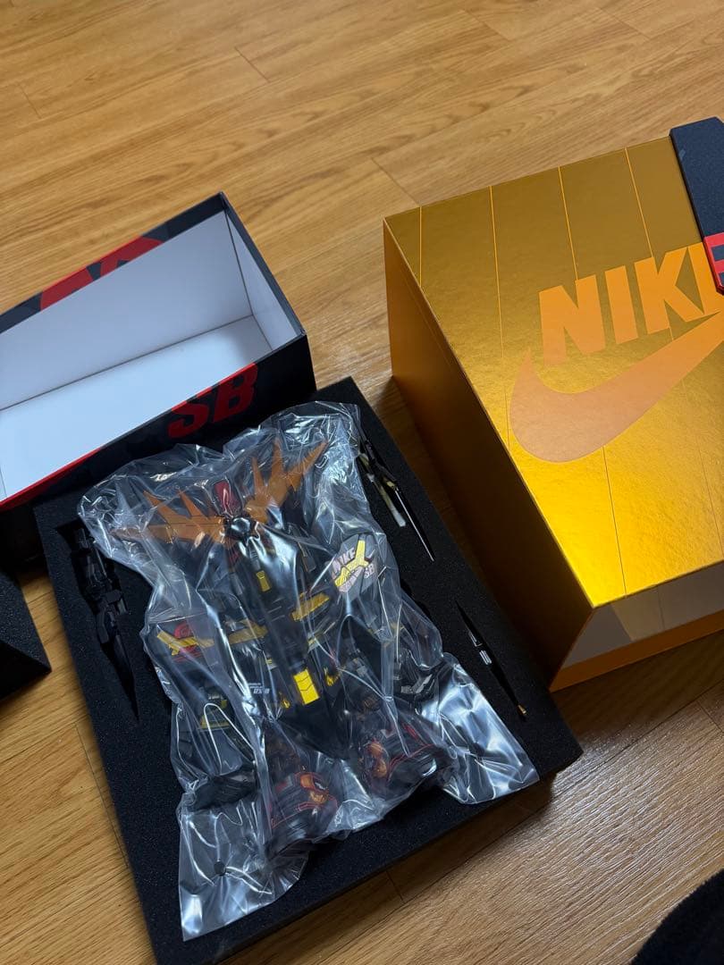 Bandai Gundam Nike Unicorn ガンダム qmsv セット