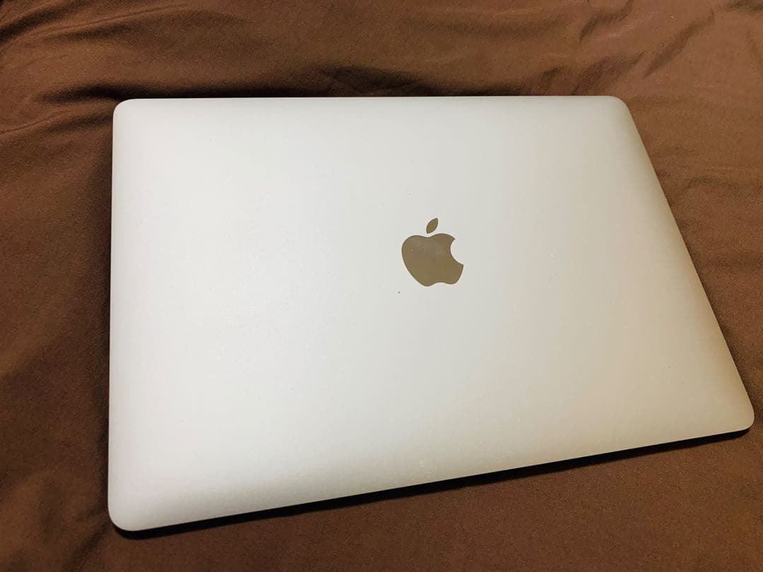 MacBook Pro 2019 13インチ”TouchBar