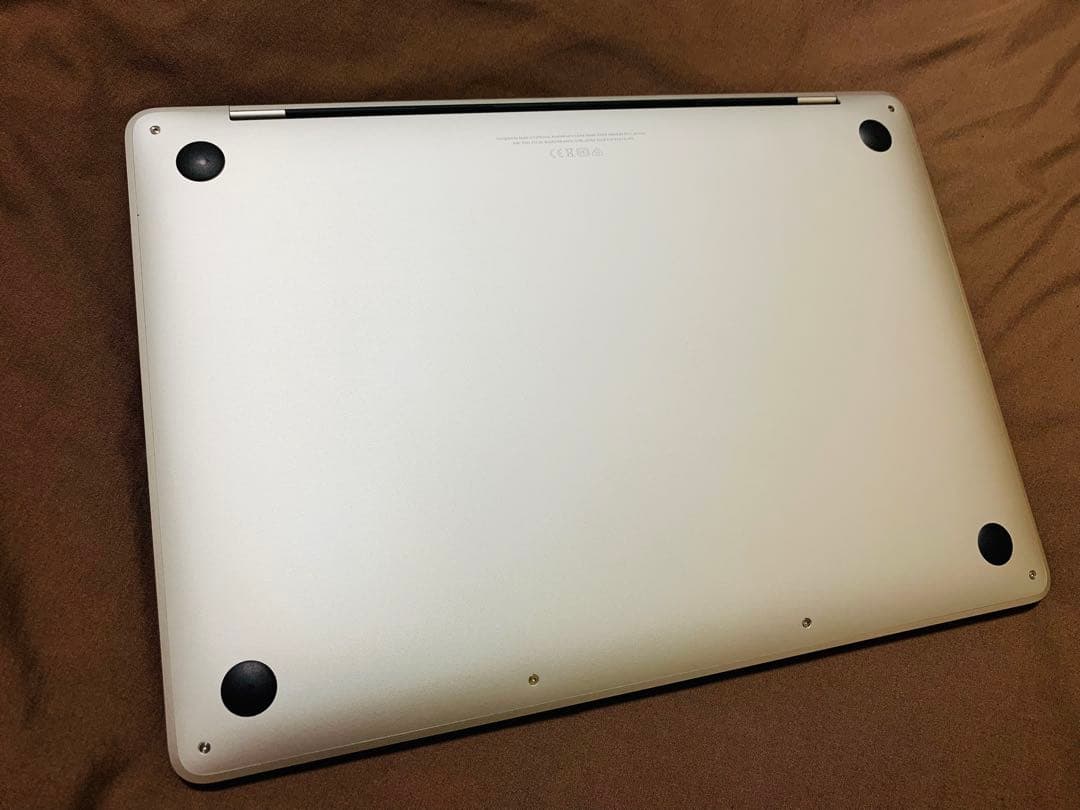 MacBook Pro 2019 13インチ”TouchBar