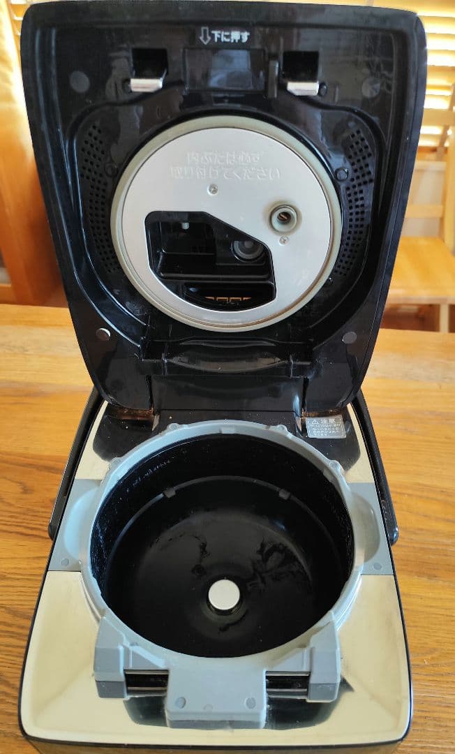 【ジャンク品】象印 圧力IH炊飯ジャー炎舞炊き5.5合 NW-KA10　エラー有