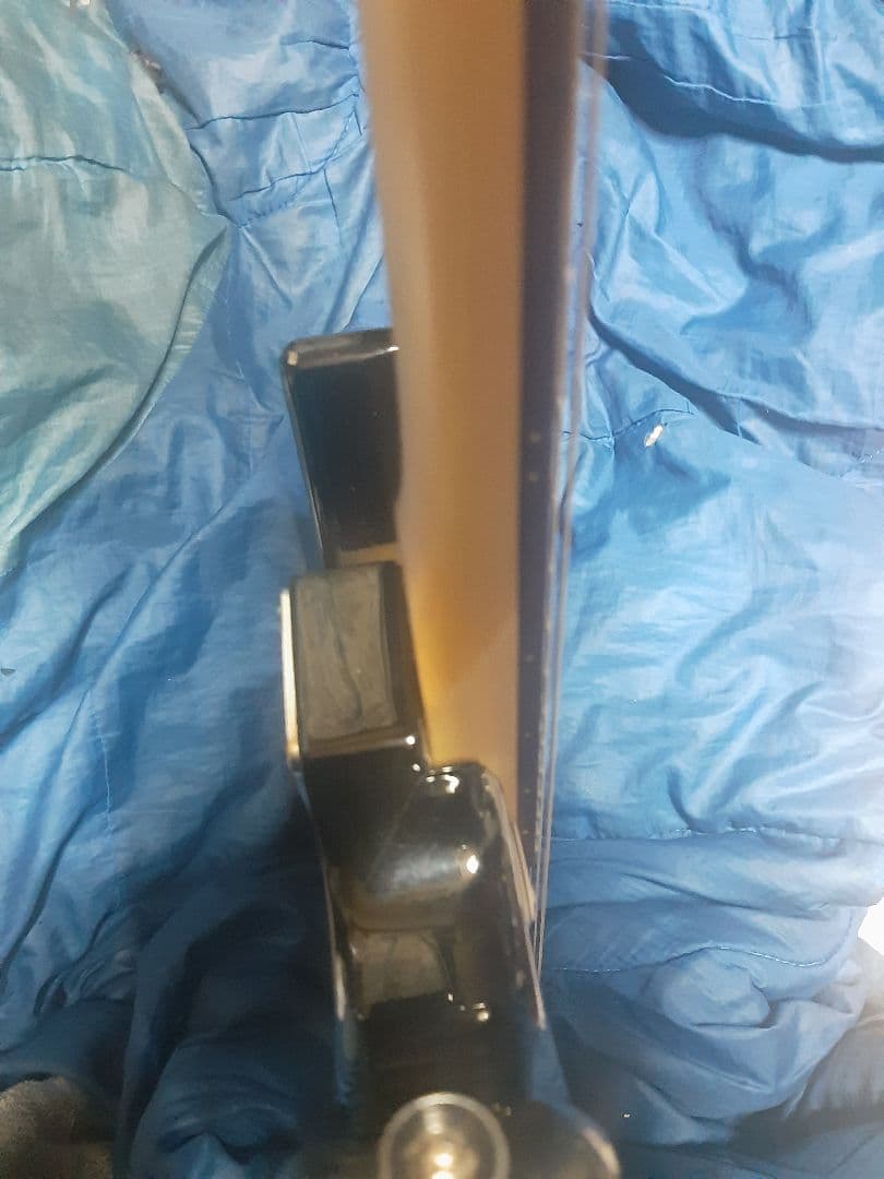 中級者用ＡＩＹストラトタイプSSS黒