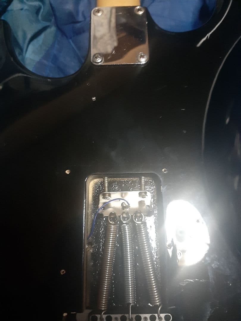 中級者用ＡＩＹストラトタイプSSS黒