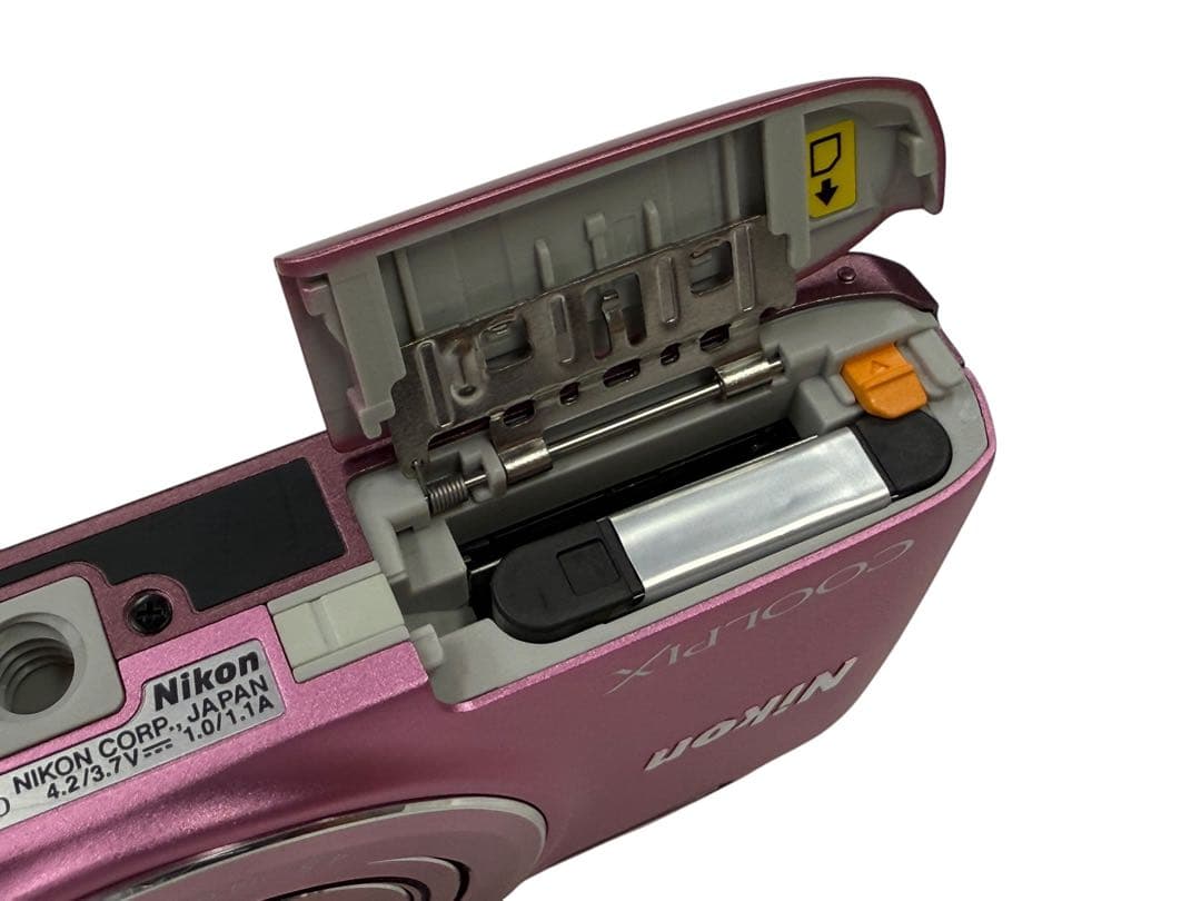 Nikonニコン　デジタルカメラ COOLPIX S6800 ピンク　稼働品
